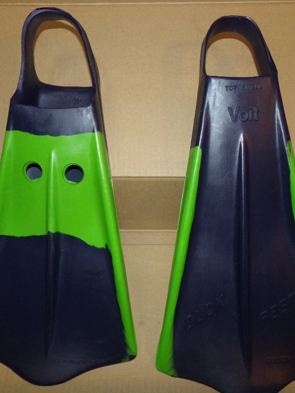 Voit Swim Fins Blue Legendary Swim Fin Design, Unisex, Dual-Density Rubber S 5-7